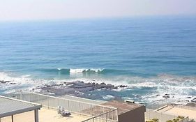 Superb Seaview @ 3Br Camarque Apt Umdloti Beach!